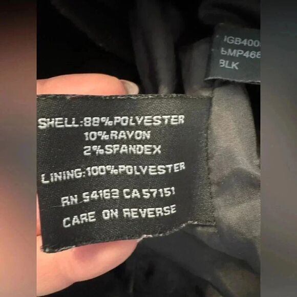 Black Rivet Pea Coat with belt | Size Medium | Black - Picture 13 of 14